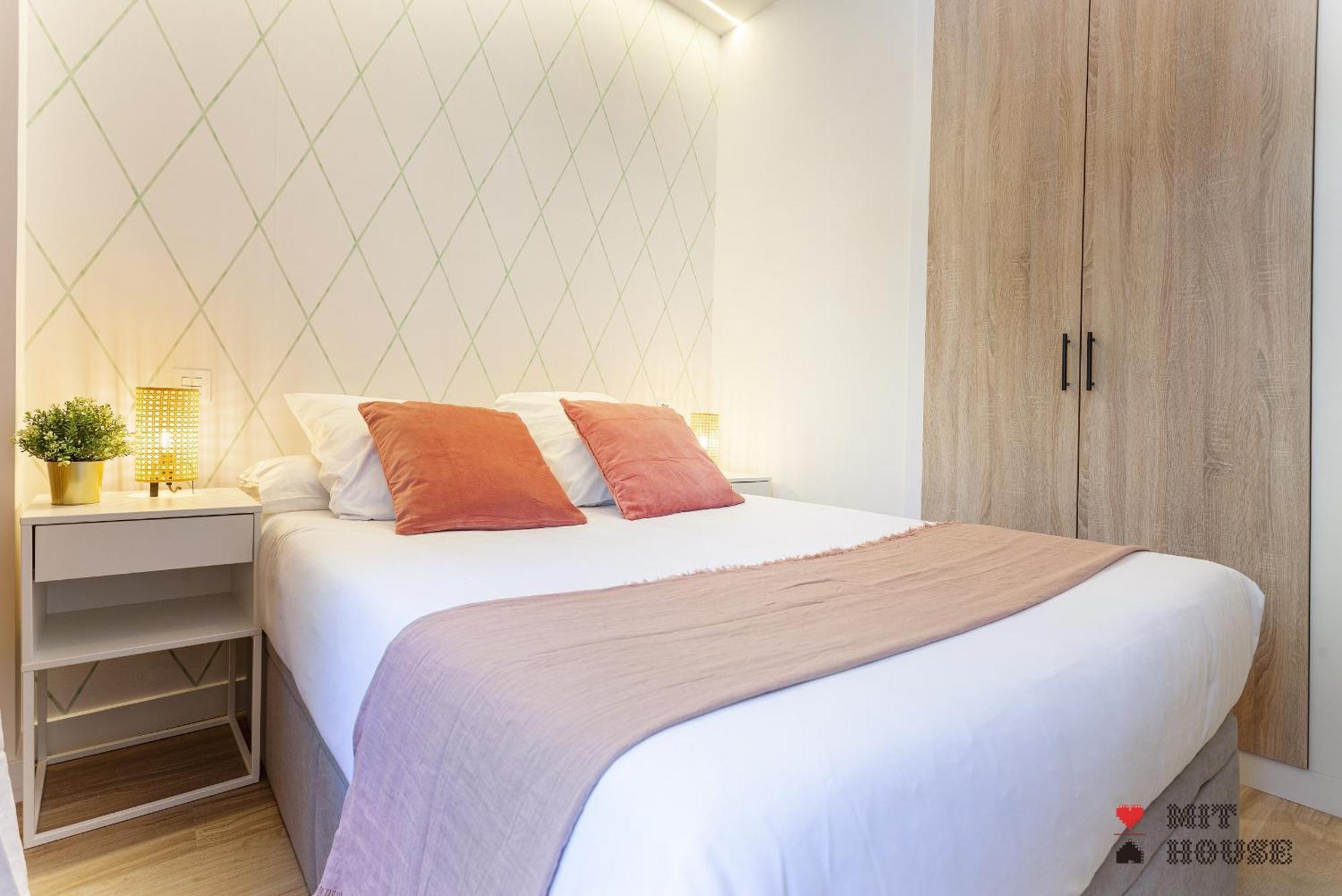 Apartamento MIT House 4 Ways en Madrid Exterior foto